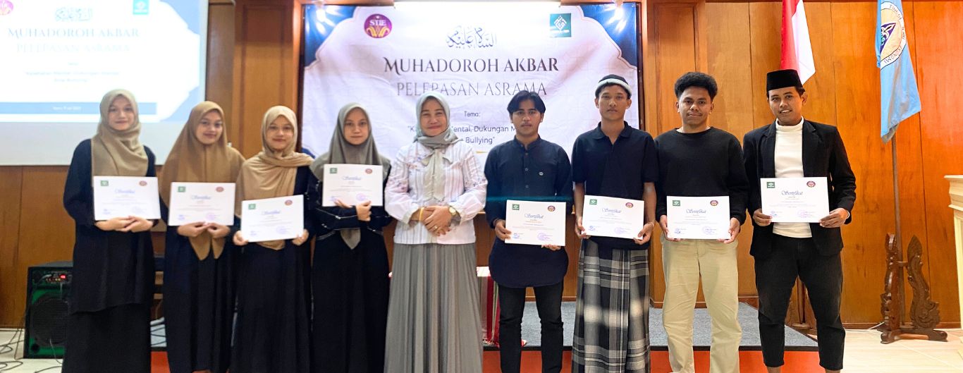 Muhadhoroh and Farewell Ceremony for Al-Fatih Dormitory Students at STIE Widya Wiwaha